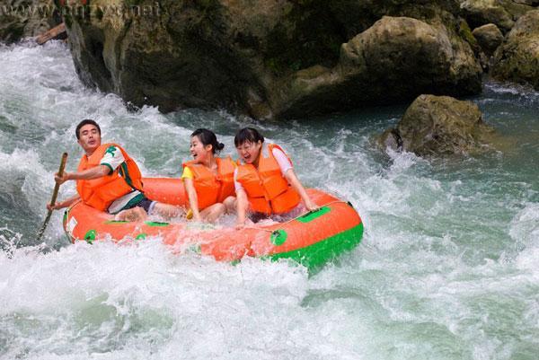 彭水阿依河漂流6.jpg