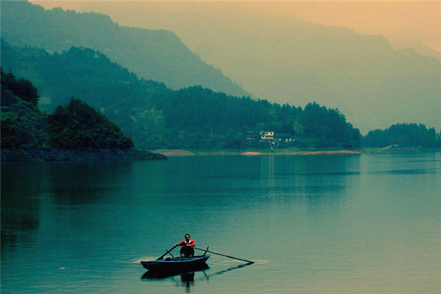 黔江小南海黄昏