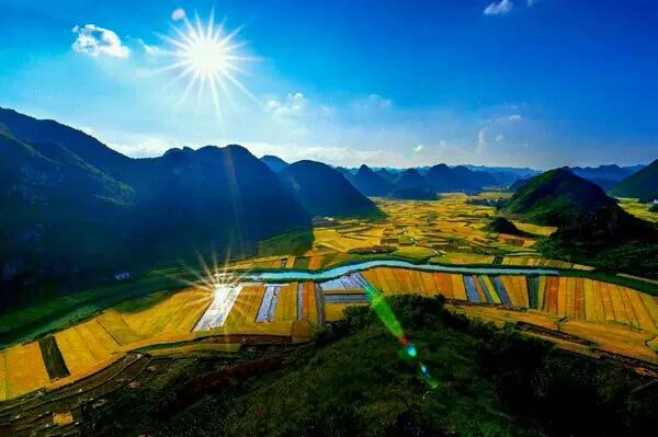 游一处风景，寻一处特色;见一处特色，悟一片心得。我们对大自然的尊重和敬畏,如果你能和此地人沟通结识,赋美景以人文,还自然以生命,你会觉得，还有比自然景观更深刻的领悟不同的水土养不同的人,都具有各自的优势和特点。